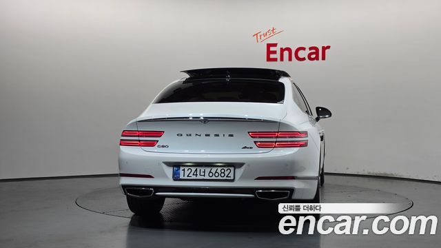 Genesis G80 2022 — photo 4