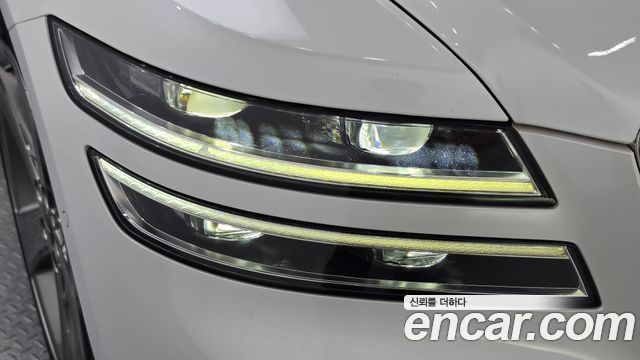 Genesis G80 2022 — photo 8