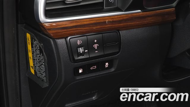 Kia K7 2016 — photo 15