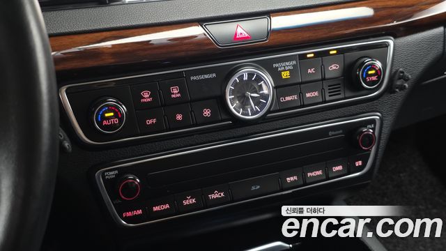 Kia K7 2016 — photo 19