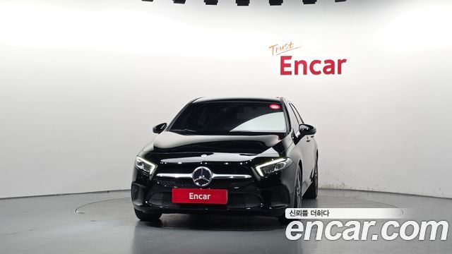 Mercedes-Benz A-Class 2021 — photo 3