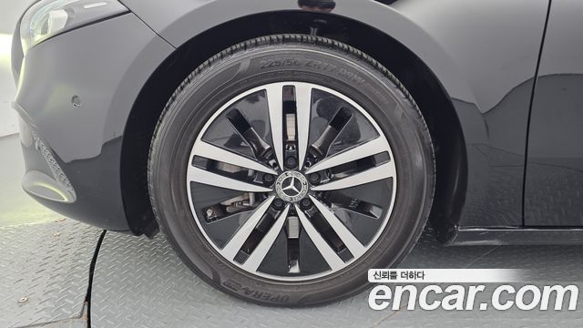 Mercedes-Benz A-Class 2021 — photo 5