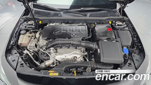 Mercedes-Benz A-Class 2021 — photo 6