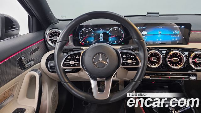 Mercedes-Benz A-Class 2021 — photo 13