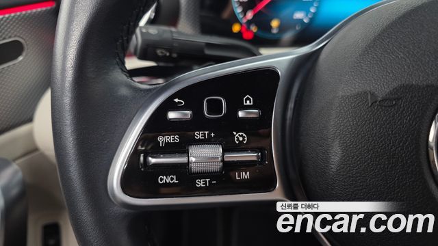 Mercedes-Benz A-Class 2021 — photo 17