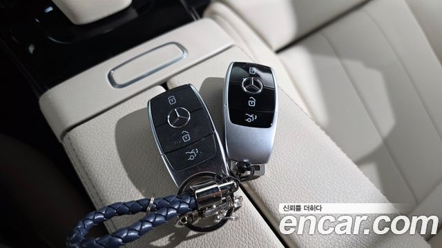 Mercedes-Benz A-Class 2021 — photo 19