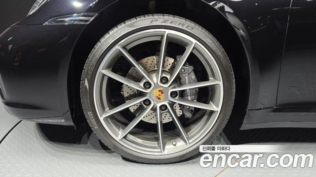Porsche 911 2024 — photo 5