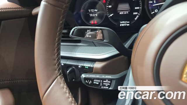 Porsche 911 2024 — photo 25