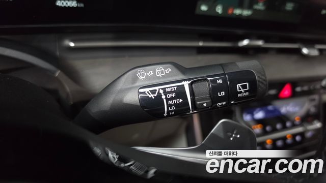 Kia Canival 2023 — photo 24
