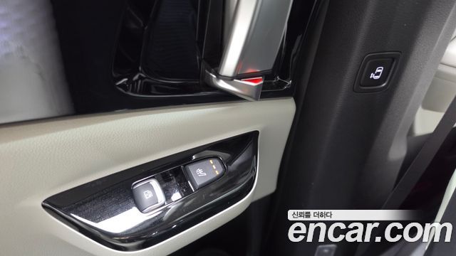 Kia Canival 2023 — photo 25