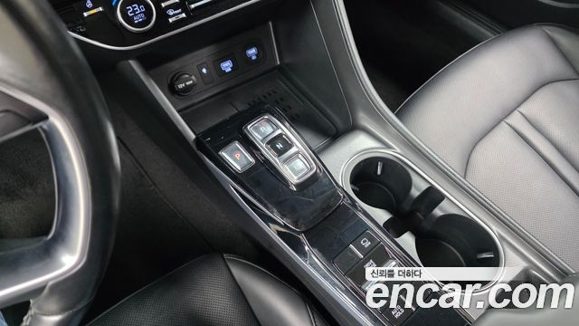 Hyundai Sonata 2023 — photo 12
