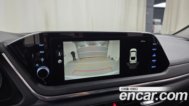 Hyundai Sonata 2023 — photo 22