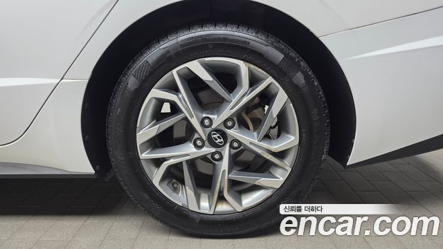 Hyundai Sonata 2023 — photo 7