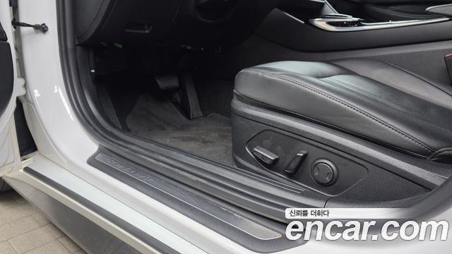 Hyundai Sonata 2023 — photo 31