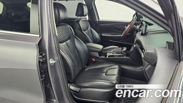 Hyundai Santafe 2019 — photo 16