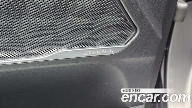 Hyundai Santafe 2019 — photo 33