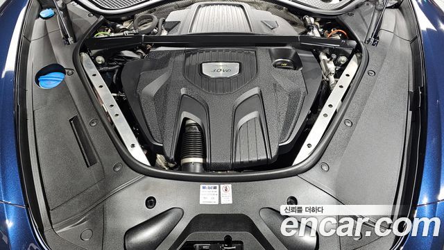 Porsche Panamera 2018 — photo 6