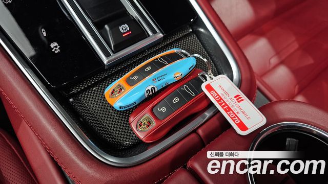 Porsche Panamera 2018 — photo 29