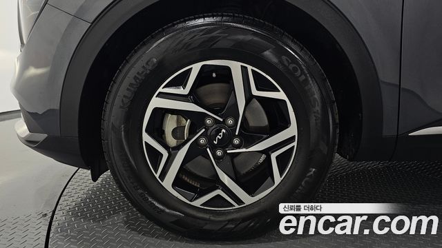 Kia Sportage 2023 — photo 5