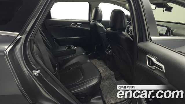 Kia Sportage 2023 — photo 17