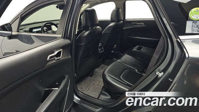 Kia Sportage 2023 — photo 18