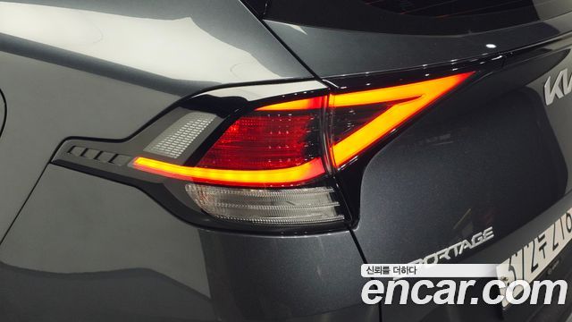 Kia Sportage 2023 — photo 9