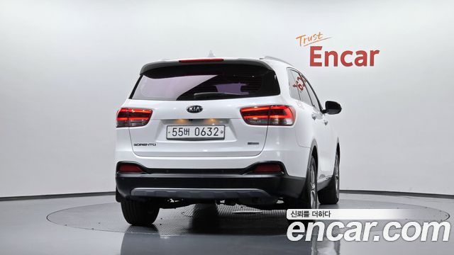Kia Sorento 2016 — photo 4