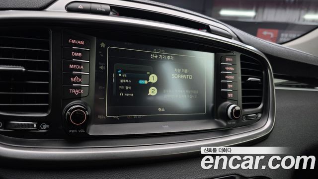 Kia Sorento 2016 — photo 21