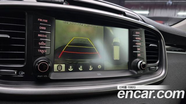 Kia Sorento 2016 — photo 22