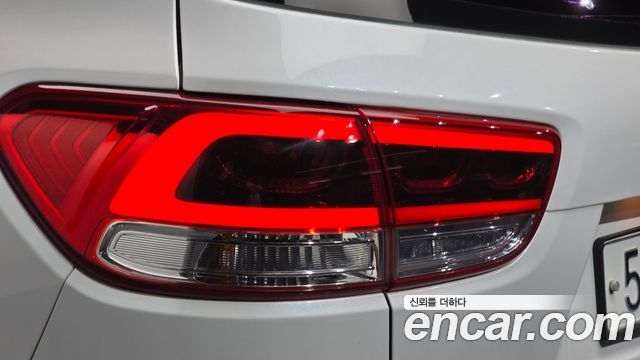 Kia Sorento 2016 — photo 9