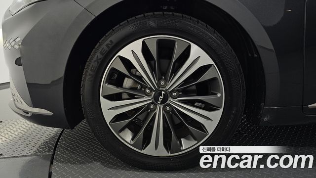 Kia K8 2022 — photo 5