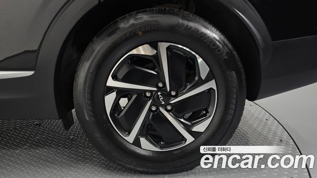 Kia Sportage 2023 — photo 7