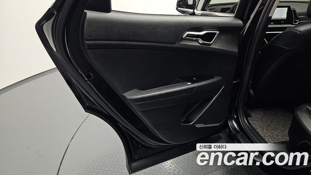 Kia Sportage 2023 — photo 15