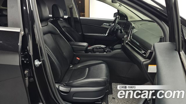 Kia Sportage 2023 — photo 16