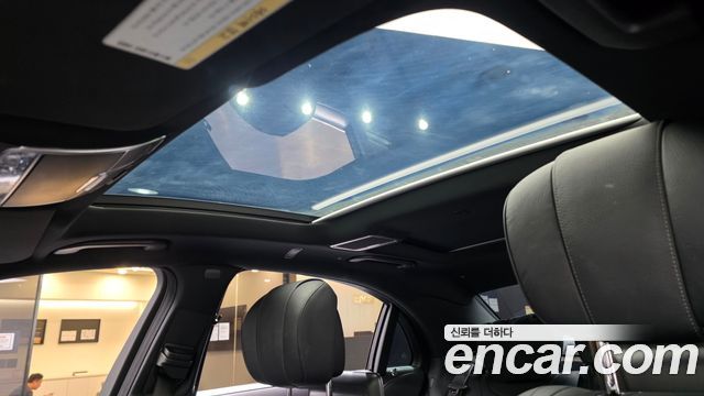 Mercedes-Benz S-Class 2015 — photo 18