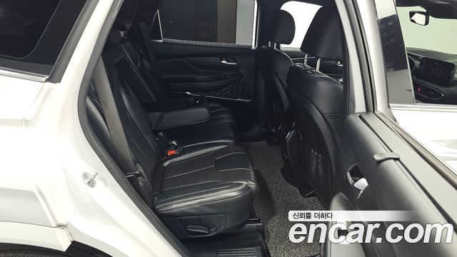 Hyundai Santafe 2021 — photo 17