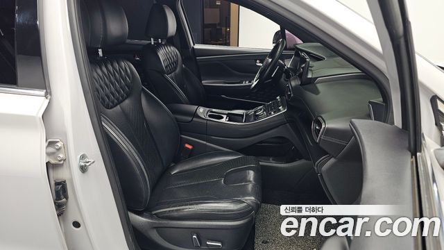 Hyundai Santafe 2021 — photo 16