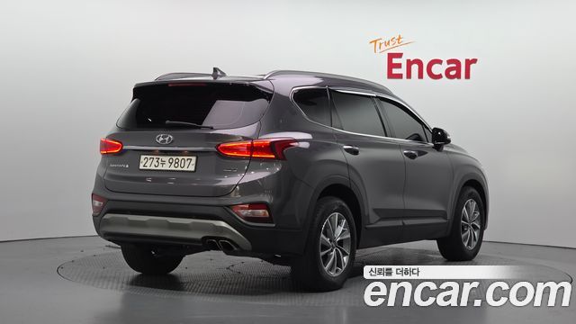 Hyundai Santafe 2019 — photo 2