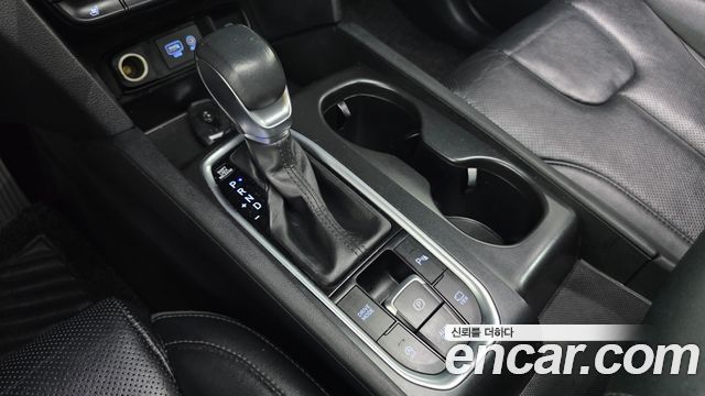 Hyundai Santafe 2019 — photo 12