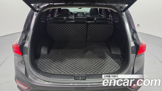 Hyundai Santafe 2019 — photo 23