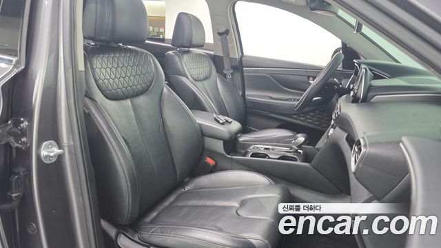 Hyundai Santafe 2019 — photo 25