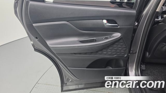 Hyundai Santafe 2019 — photo 15