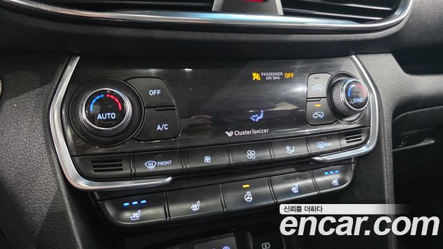 Hyundai Santafe 2019 — photo 31