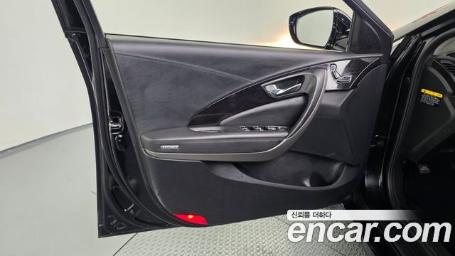 Hyundai Grandeur 2016 — photo 14
