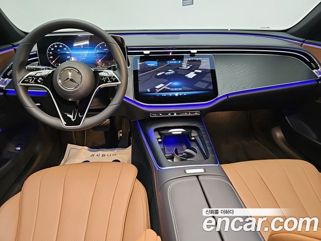 Mercedes-Benz E-Class 2024 — photo 7