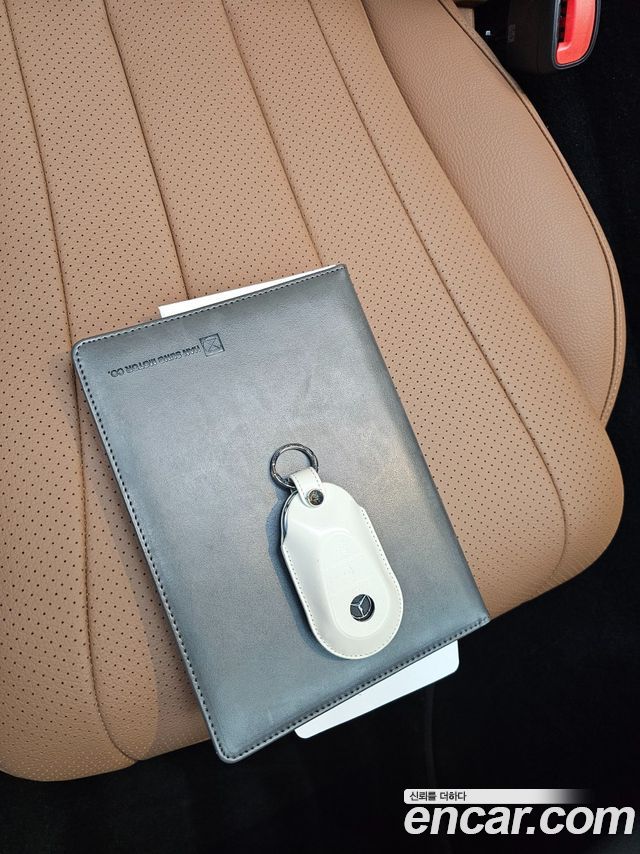 Mercedes-Benz E-Class 2024 — photo 20
