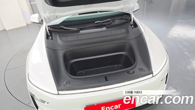 Tesla Model Y 2026 — photo 6