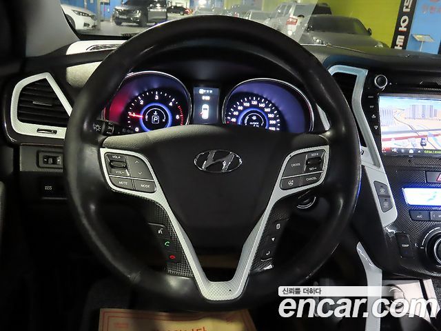 Hyundai Santafe 2015 — photo 11