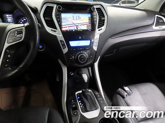 Hyundai Santafe 2015 — photo 12