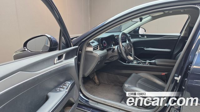 Kia K5 2023 — photo 13